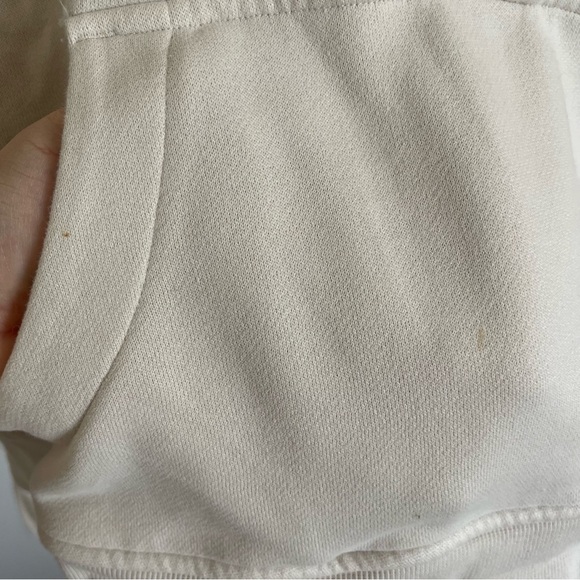 Lululemon Scuba Half Zip - Picture 6 of 6